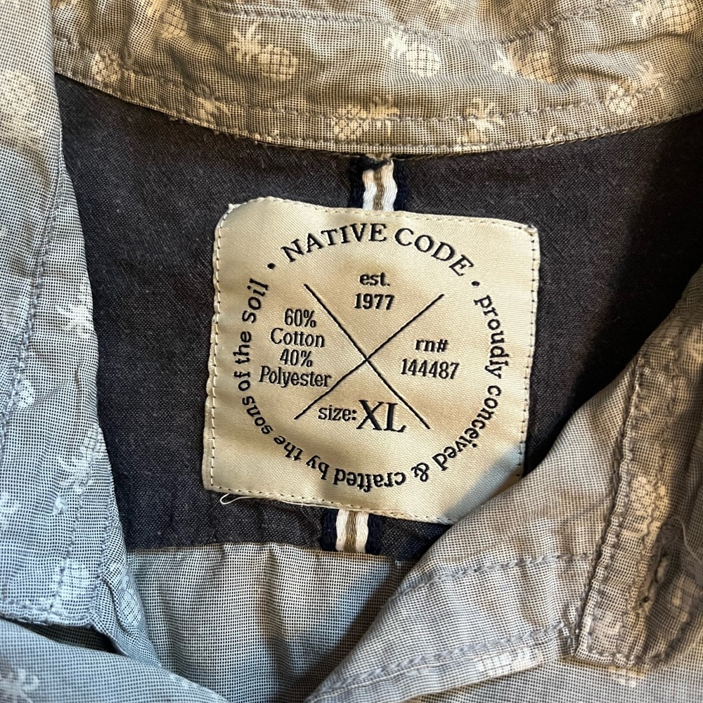 Native Code Men’s Pineapple Button Down Shirt - Picture 4 of 4